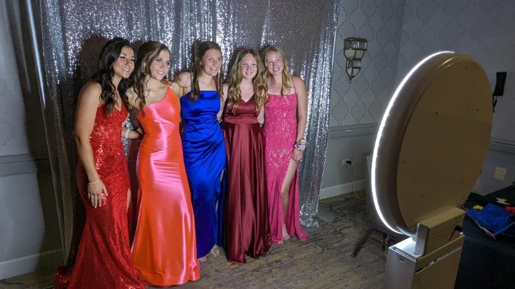 Photo Booth, NWN Entertainment